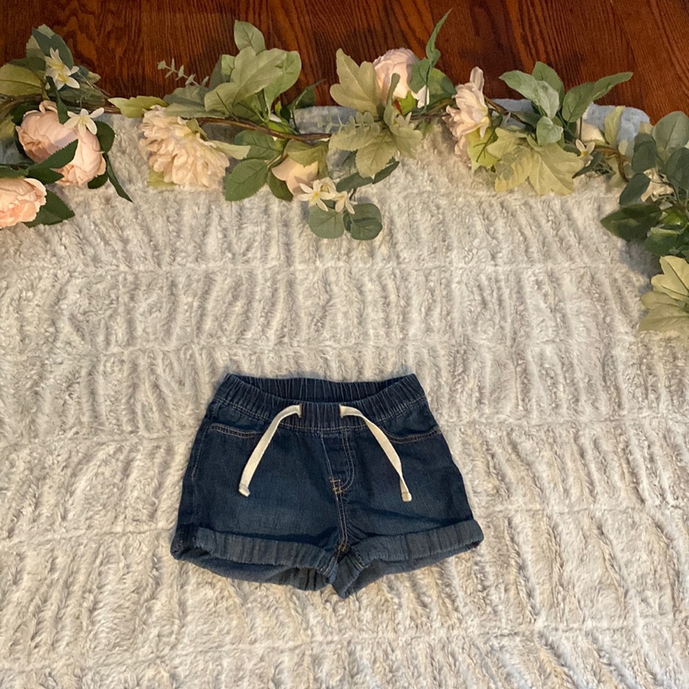 Gap toddler girl size 2T elastic drawstring dark denim shorts